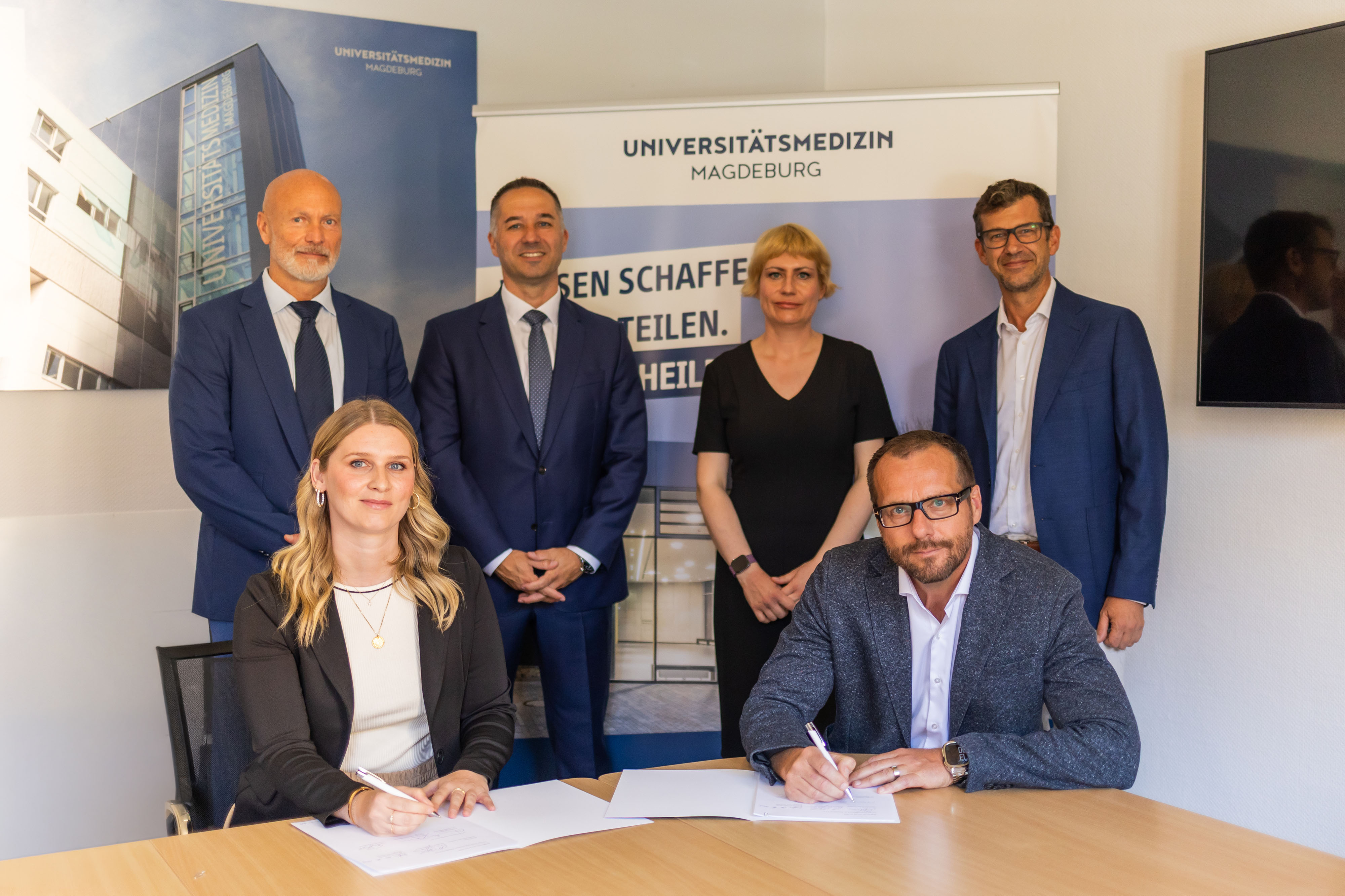 Foto_Zuschlagserteilung_PET_CT_SKossmann_UMMD