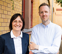 Dr. Jana Fruth und André Helm entwickelten Leitfäden für den Umgang mit Cyberkriminalität