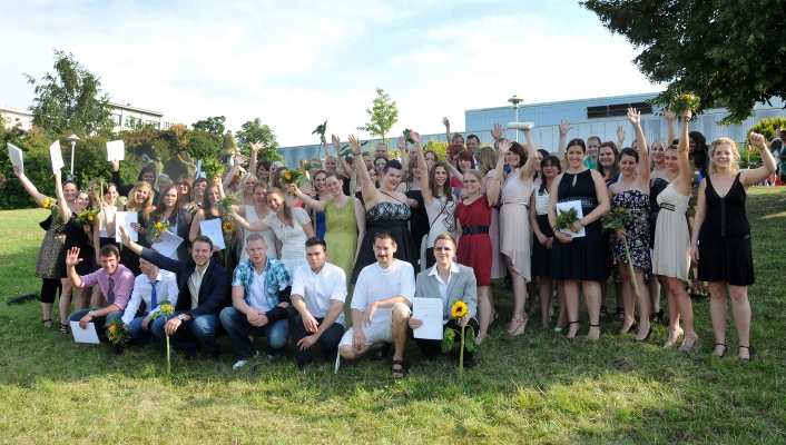 Absolventen 2014 mit Jubel