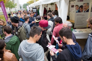 Markt der Möglichkeiten am Willkommenstag 2015